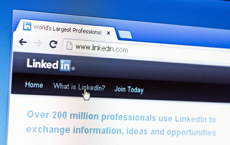 A Simple Guide to Maximizing LinkedIn’s New Features for Fundraising Advancement